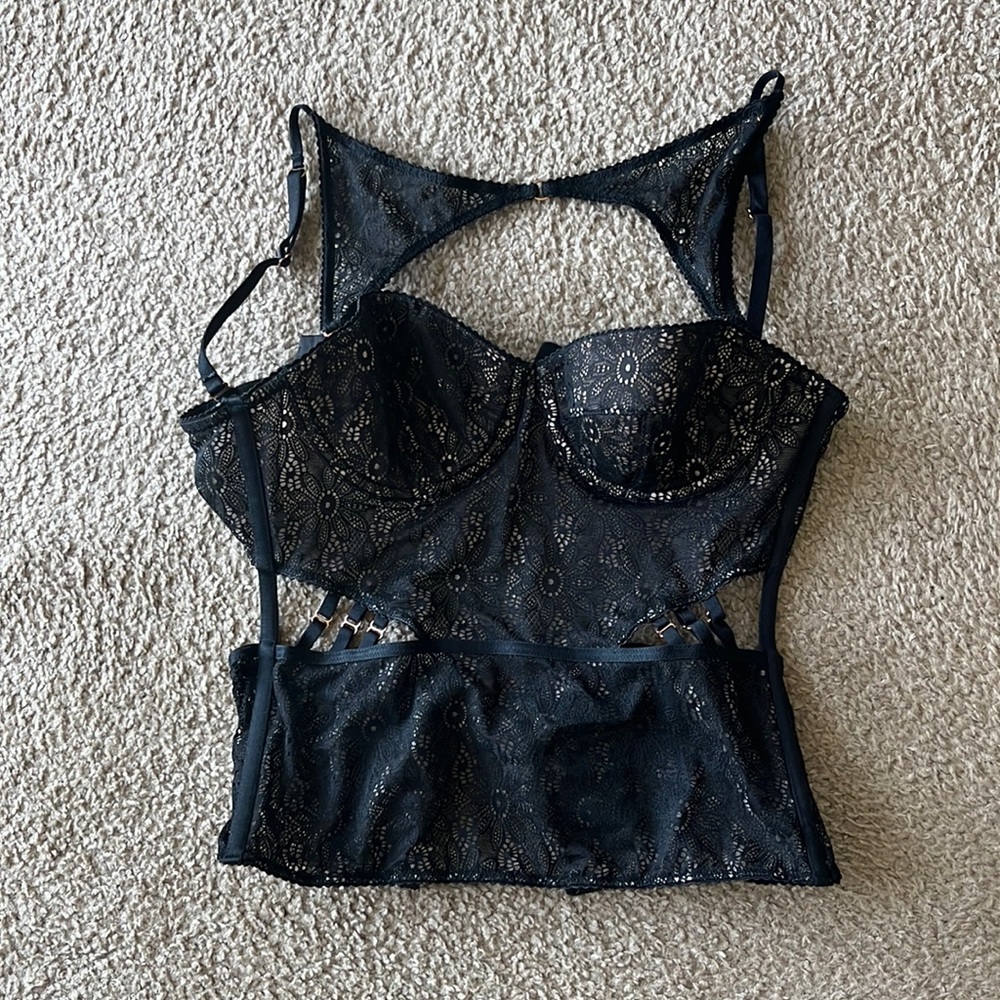 Black & cream corset / lingerie